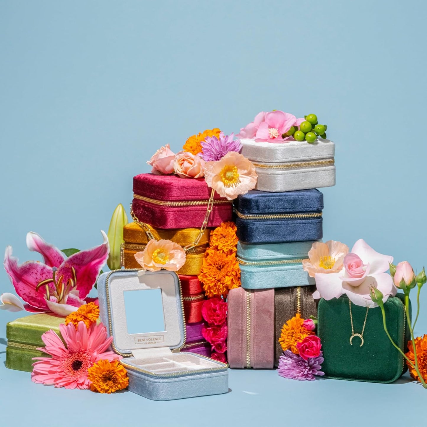 Plush Velvet Jewelry Box | Travel Jewelry Case Organizer with Mirror | Featured in Oprah'S Favorite Things | Best Gifts for Daughter, Girlfriend, Mom | Gifts for Her - Emerald