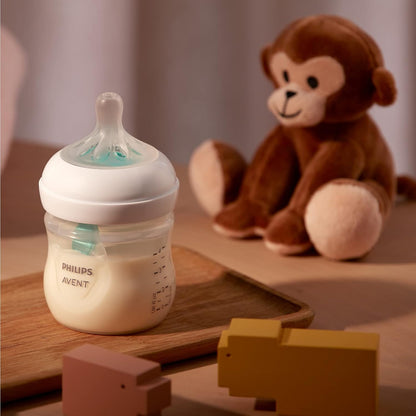 Philips Avent Babyflaschen Mit Airfree Ventil, Geschenkset Für Neugeborene – 4 Babyflaschen, Ultra Soft Schnuller Und Flaschenbürste, Babys Von 0–12 Monaten Und Älter (Modell SCD657/11)