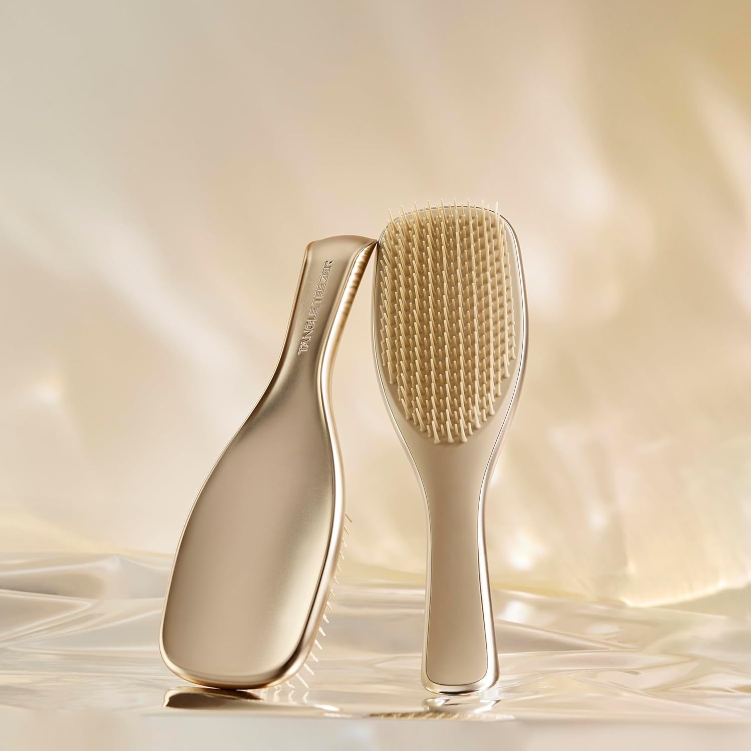 Ultimate Detangler Hair Brush - Effortlessly Untangle Wet & Dry Hair, Reduce Breakage & Eliminate Knots with Dual-Level Teeth and Comfortable Grip!