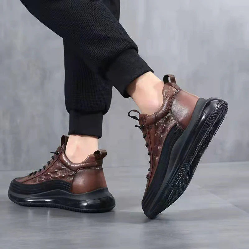 New Men Sneakers Light Breathable Running Shoes Outdoor Comfortable Leisure Lace up Gym Shoes Male Casual Walking Shoes
