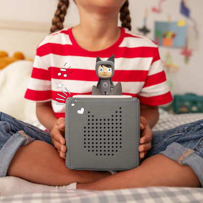Toniebox Starter Set – Engaging Children's Audioplayer with 7-Hour Battery Life & Creative Figure in Anthracite