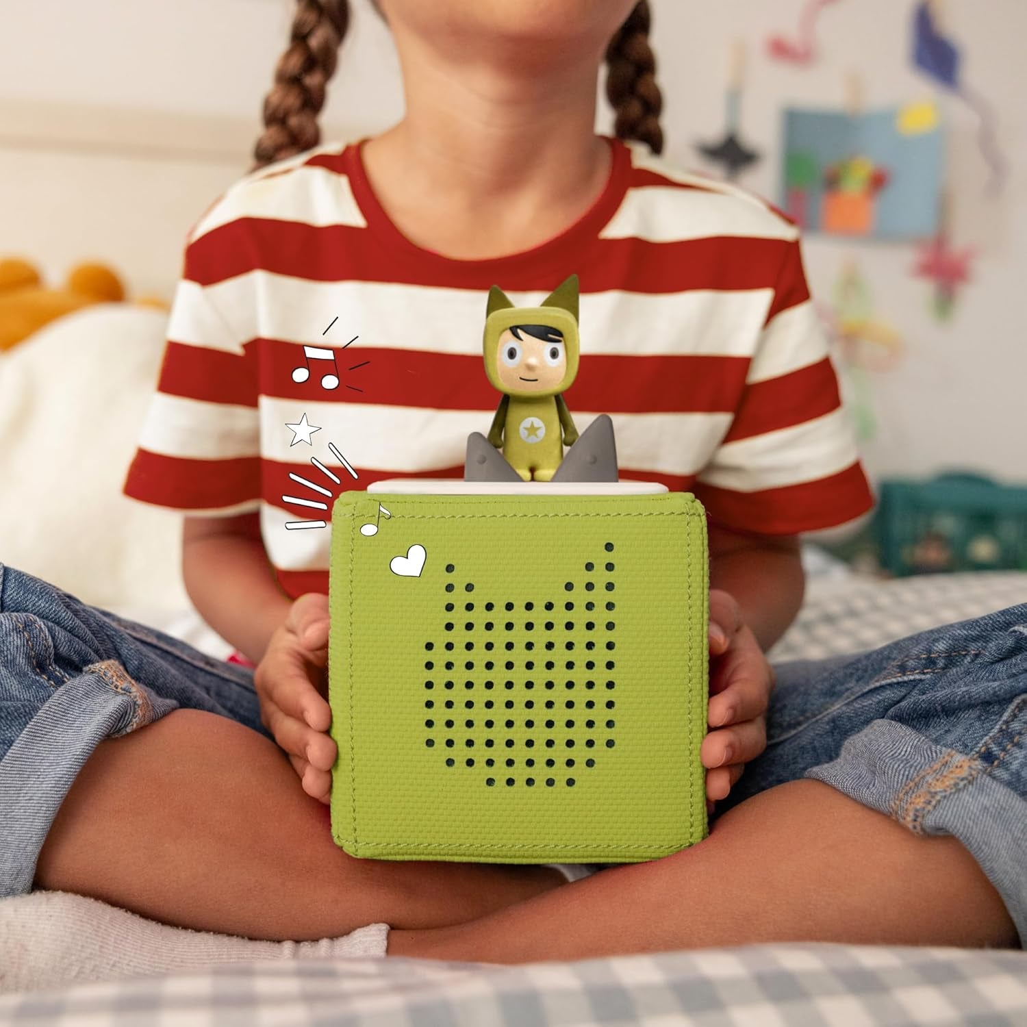 Tonies Toniebox Starter Set - Kid-Friendly Audioplayer with Creative Figure, 7-Hour Battery Life, and Wireless Music in Vibrant Green!